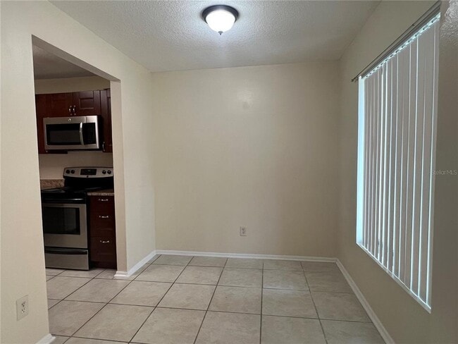 Photo - 1428 Highland Ridge Cir