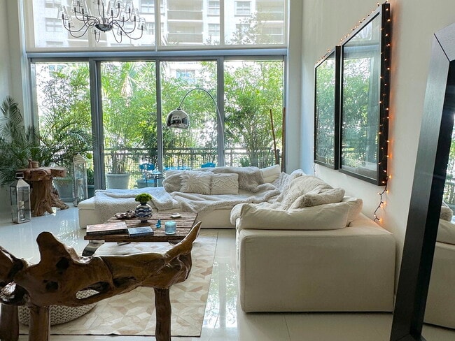 Photo - 6000 Collins Ave Unit 509