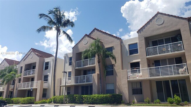 Building Photo - 2731 Ocean Club Blvd Unit 205