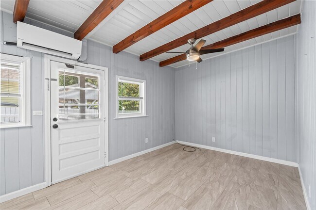 Photo - Turner Street Tri-Plex Unit B