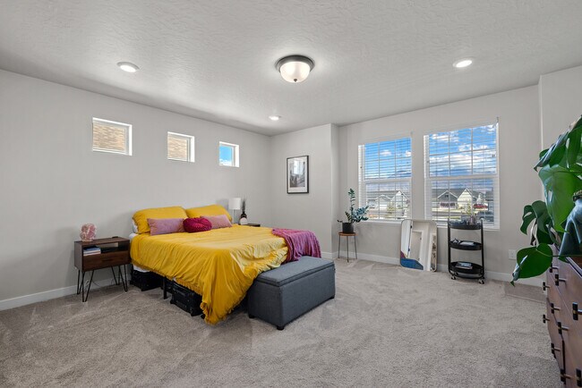 Photo - 74 S Baker Spring Cv