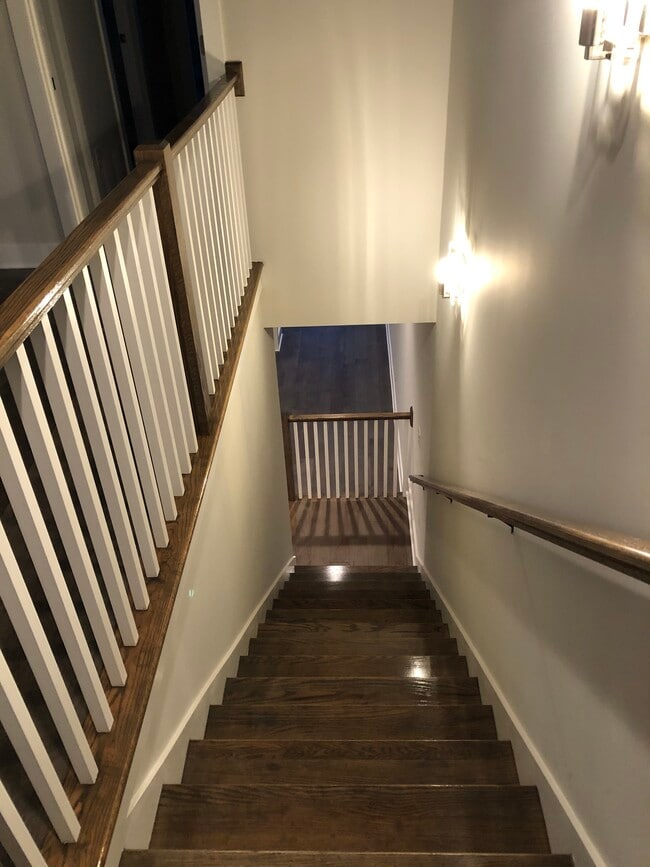 Photo - 924 Caruthers Ave