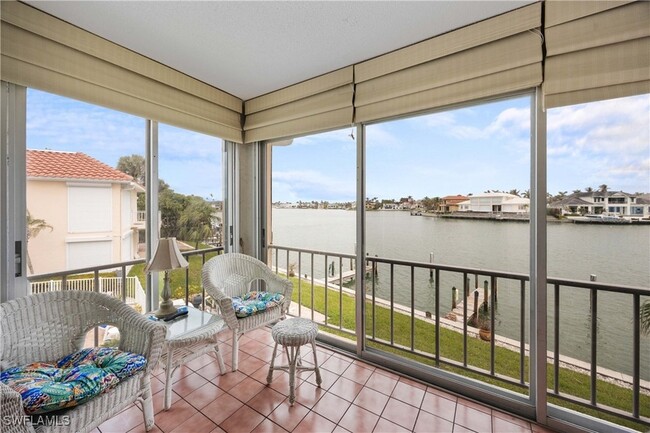 Building Photo - 3070 Gulf Shore Blvd N Unit 201