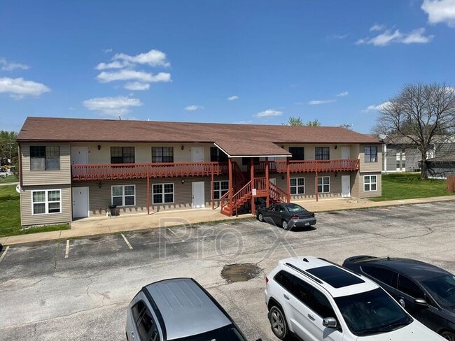 Building Photo - 1021 S St Louis Ave Unit Apt 4