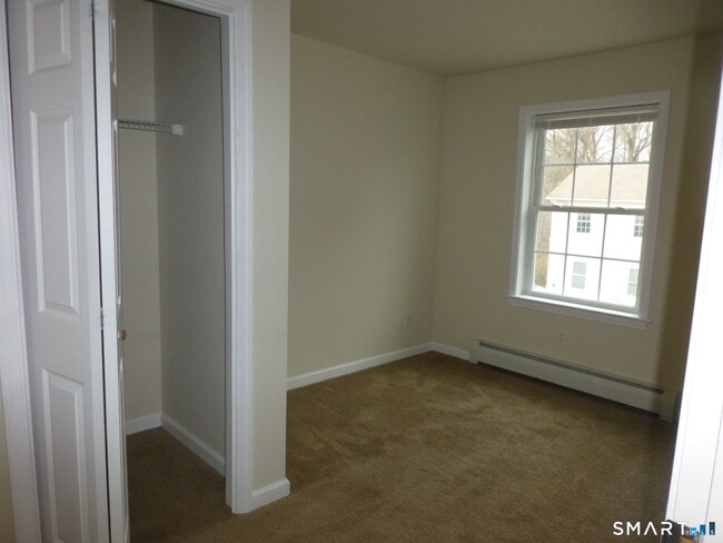 Photo - 245 Elizabeth St Ext