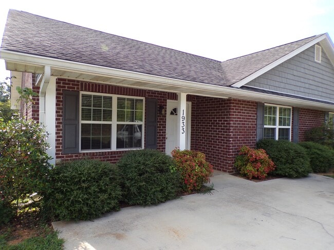 Building Photo - 1933 Co Rd 561 Rental