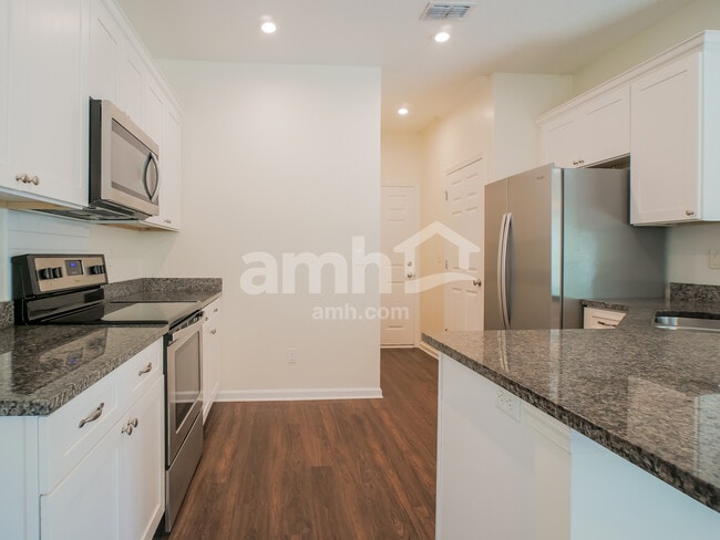 Photo - 212 W Jayce Way