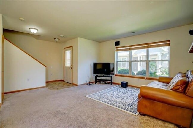 Photo - 252 S Musket Ridge Dr