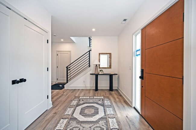Photo - 3 Bed, 3.5 Bath - Modern, sleek & steps fr...