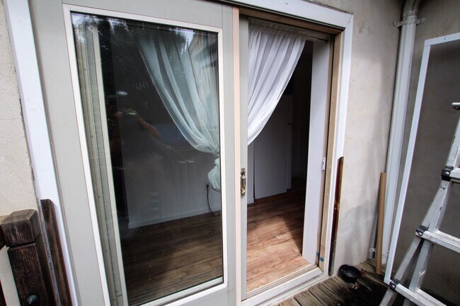Photo - Spacious studio with deck available in NoLibs starting March 1st Unit E