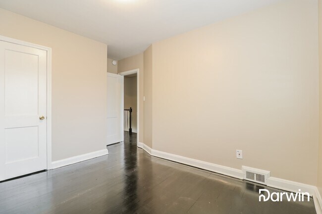 Photo - 1760 Weston Ave