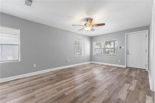 Photo - 312 E Brainerd St