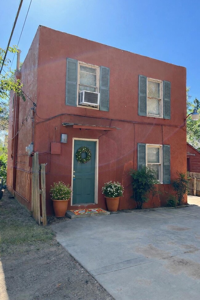Building Photo - 2316 15th St