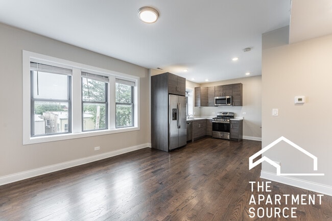 Photo - 2238 N Sawyer Ave