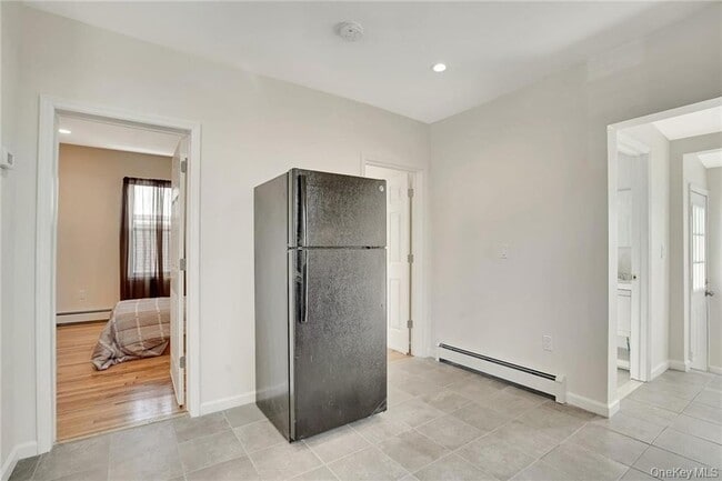 Photo - 304 Tower Ave