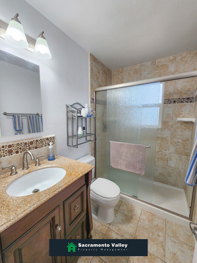 Photo - 3500 Marjorie Way