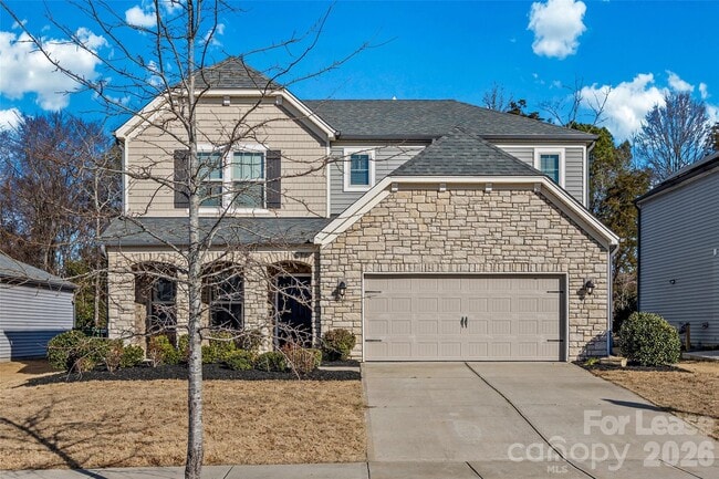 Building Photo - 5811 Fenway Dr