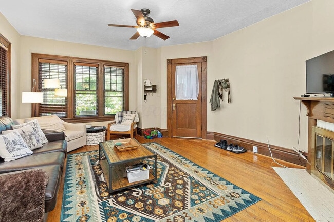 Photo - 829 Franklin Ave