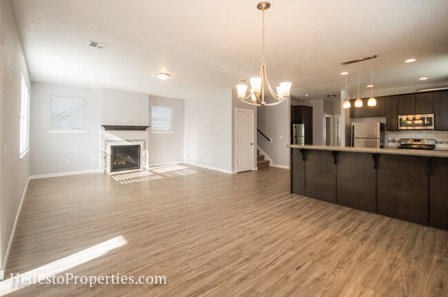 Photo - 437 NW 14th St