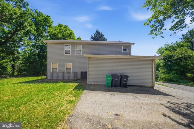 Photo - 7611 Temple Hill Rd