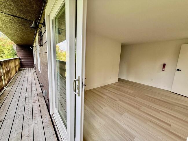 473 Maple St Unit 5