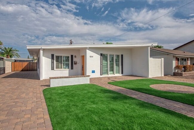Photo - Beautiful Bungalow Home with Heated Pool on Golf Course