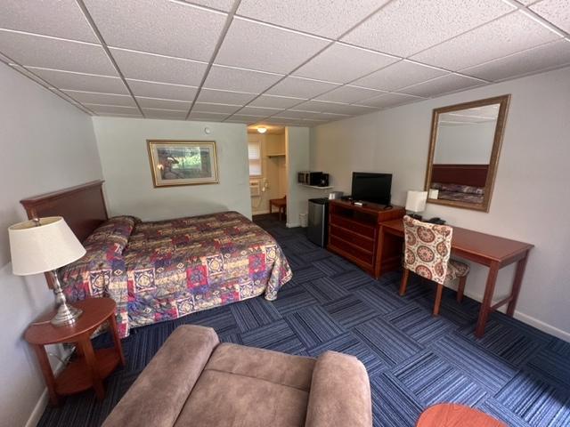 Photo - 3704 E Lake Rd