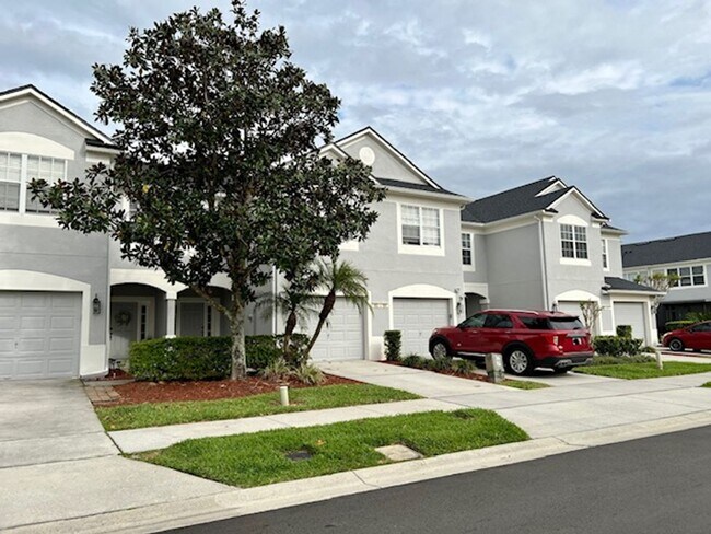 Photo - 953 Rock Harbor Ave