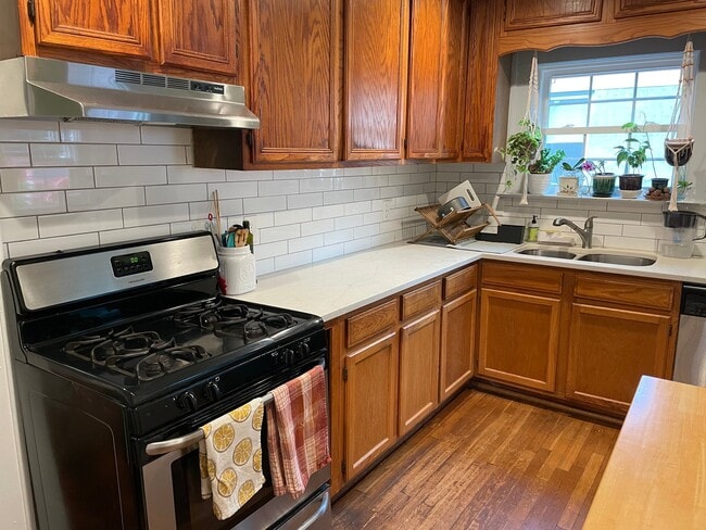 Photo - 1706 Rogers Ave SW