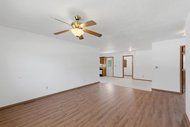 Photo - 126 W Terrace Ct