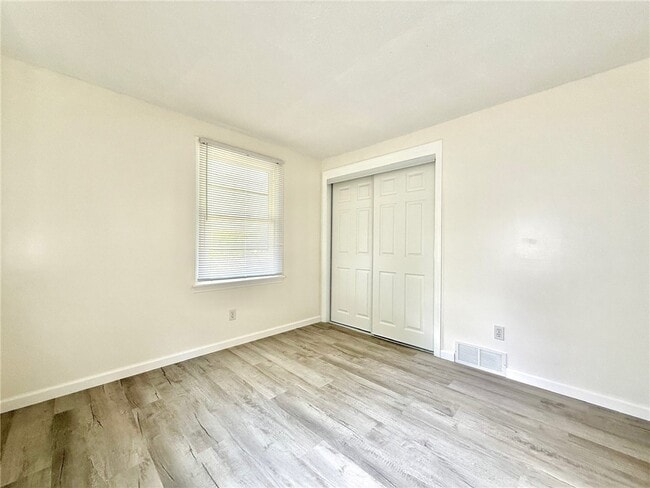 Photo - 1494 Culver Rd