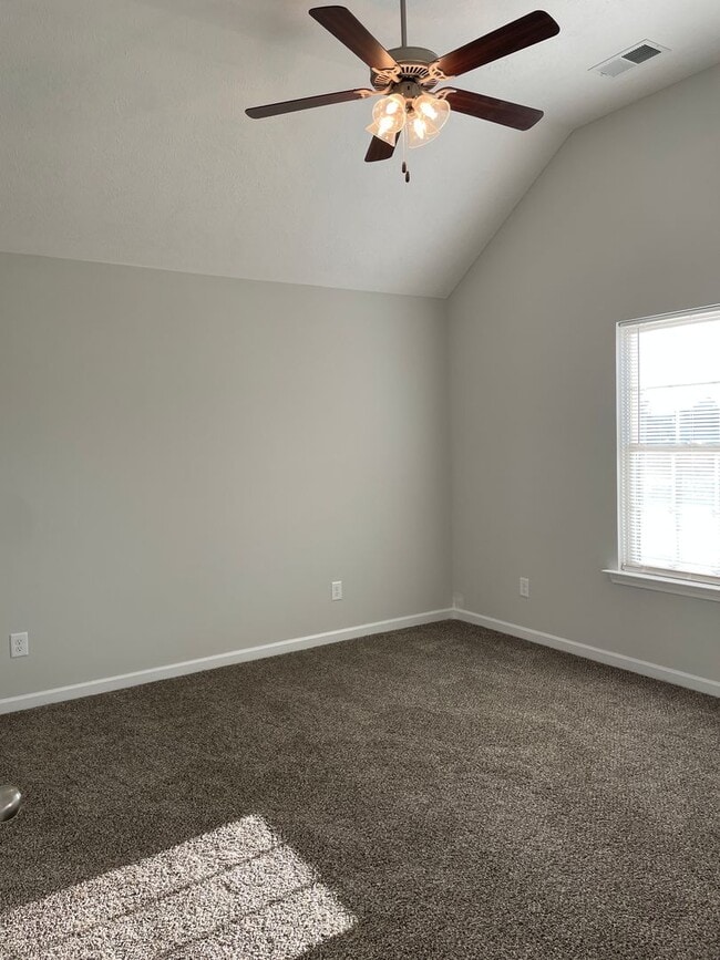 201 Grace Ct
