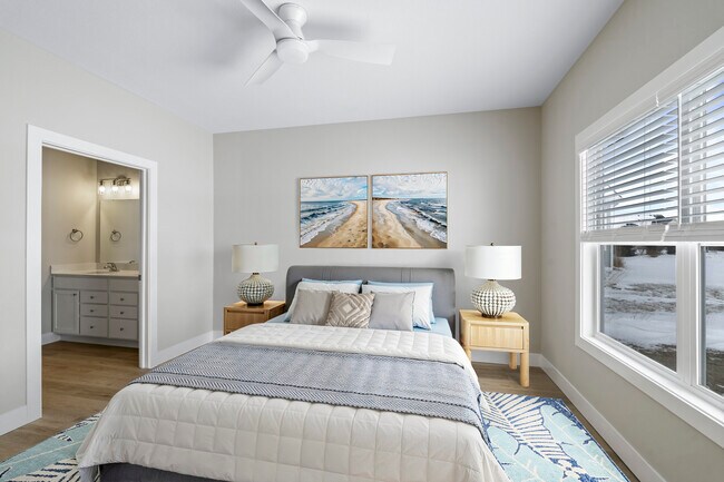 Main Bedroom with Bathroom and walk in closet