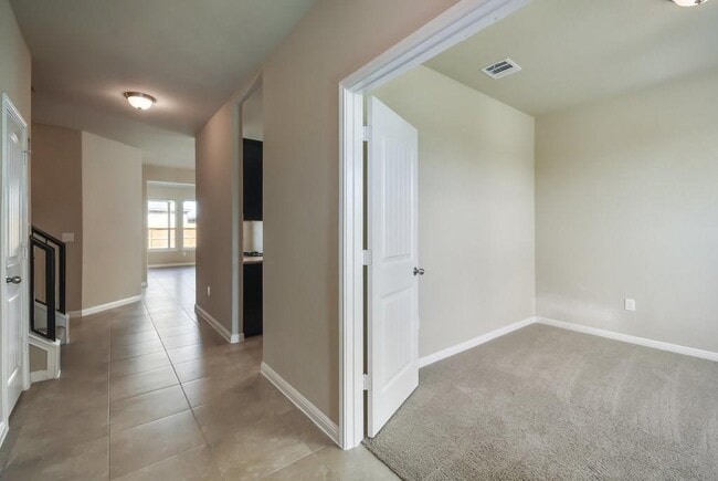 Photo - 621 Carly Ann Ln