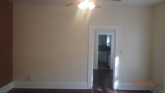 Photo - 1 Bed, 1 Bath duplex in Junius Heights