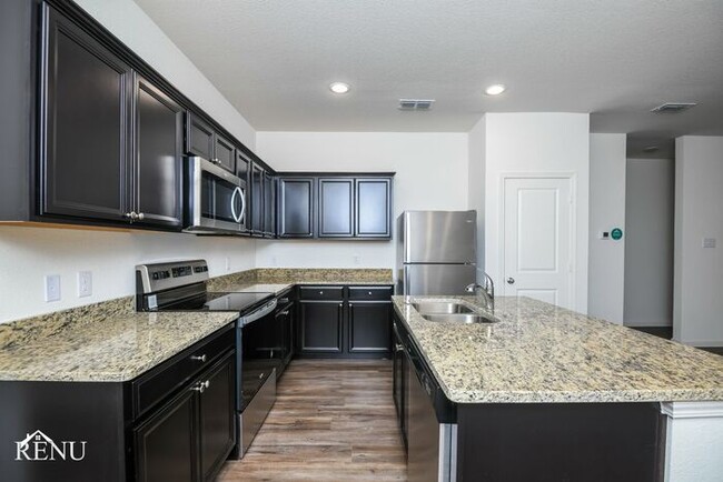 Photo - 6011 Mojave Dr