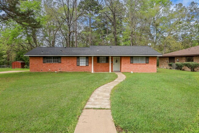 Photo - 1406 Russell Ave