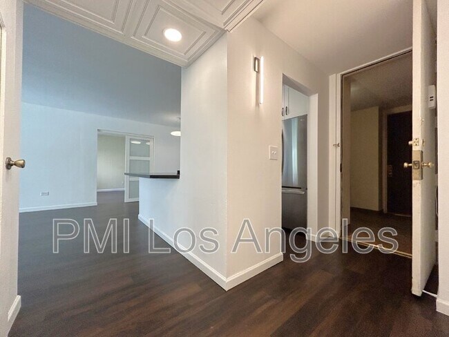 Photo - 421 La Fayette Park Pl Unidad Apt 313