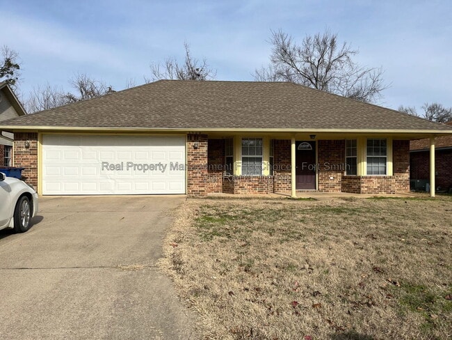 Building Photo - 3509 Price Cir