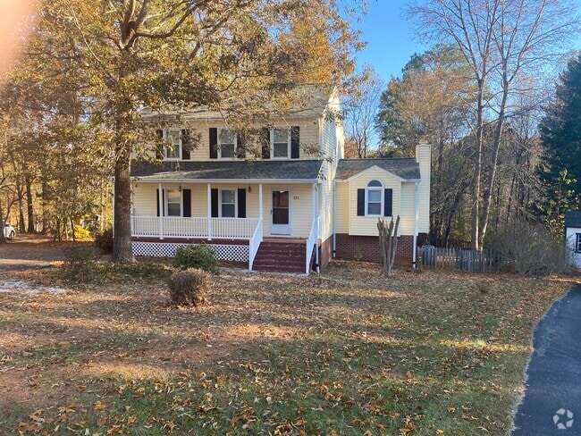 Building Photo - 121 Whispering Pines Ct Rental