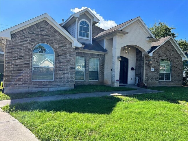 Photo - 13354 Knollcrest St House