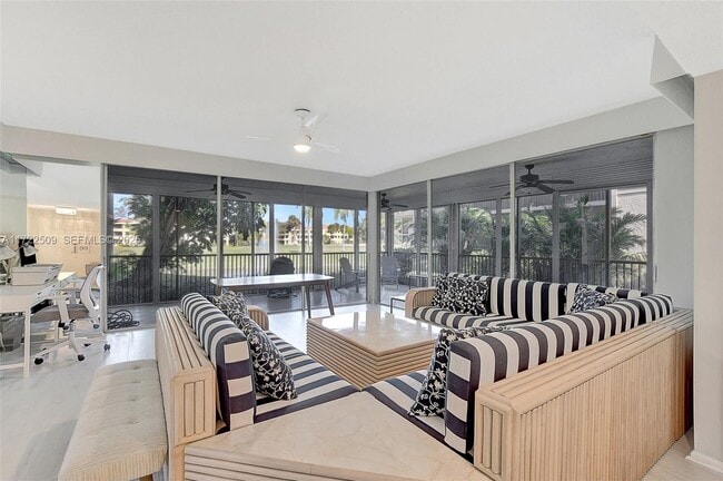 Photo - 7613 Cinebar Dr Unit 32-L