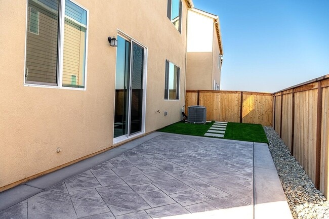 Photo - 3596 Kona Kai Wy