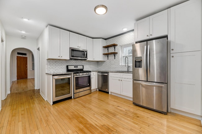 Photo - 2520 W Cortez St Unit 1R
