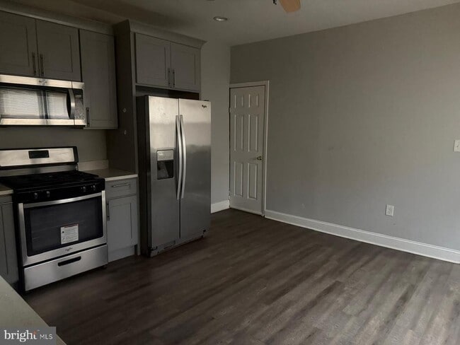 Photo - 1147 Indiana Ave