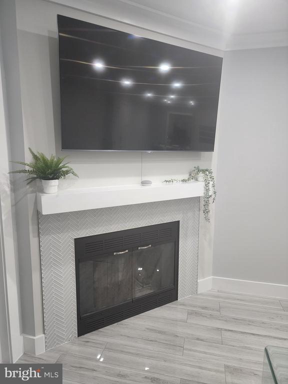 Photo - 255 S Pickett St Unidad 101