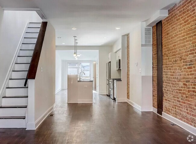 Building Photo - Bright 3-Bed, 2.5-Bath Gem Next to Patters... Rental