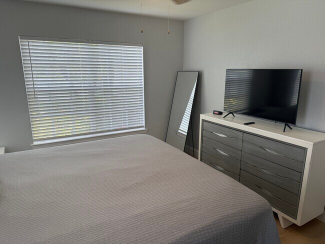 Photo - 8933 Manor Loop Unit 108