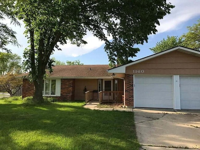 Photo - 1160 Hassell Rd House