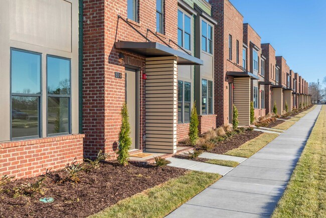 The Gardens at Preston Park - The Gardens at Preston Park Townhomes